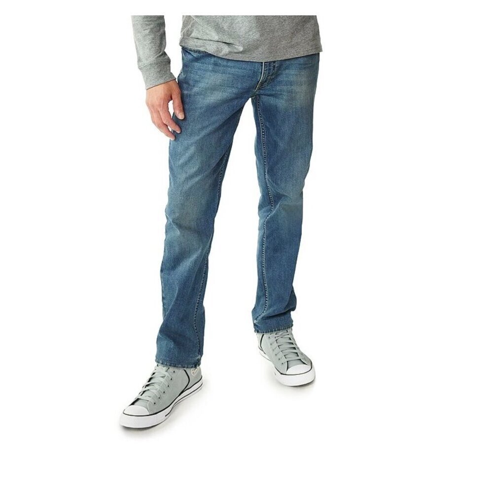 Sonoma Goods For Life straight-leg jeans in a medium-wash blue Size 34X32 NWOT